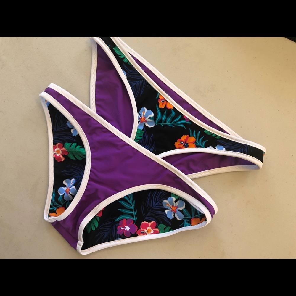 SWIM SALE! NEW Med Tropical Purple Reversible Bikini Bottom